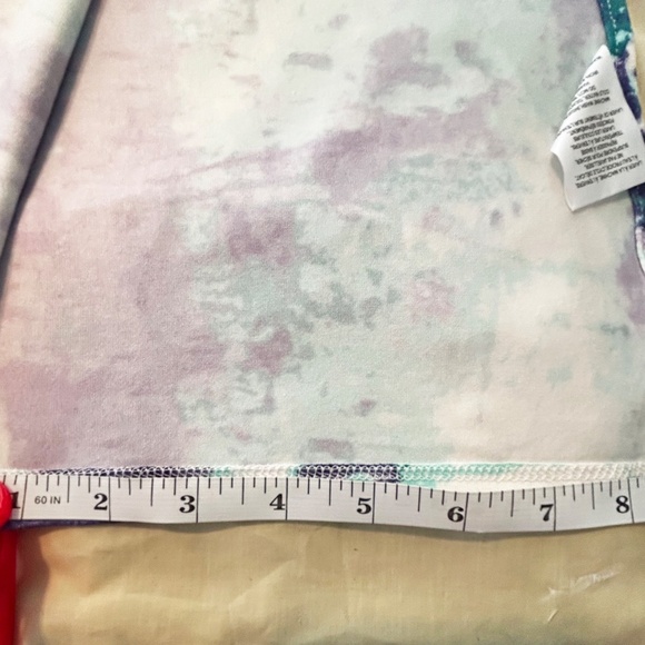 NEW PHOTOS! TOP, KIMONO STYLE, WINTER WHITE/DARK PURPLE, SIZE 4X, PRINTED, - Picture 6 of 15